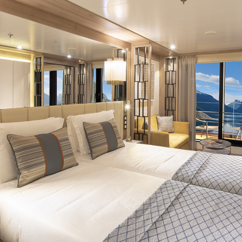 Mystic Cruises have chosen for the SPACE hospitality tray from B-TRAY