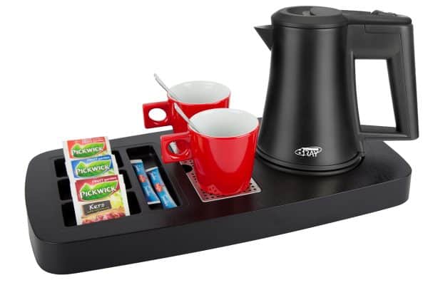 Black welcome tray for hotels with wood structure complete with black hotel kettle and red cups
